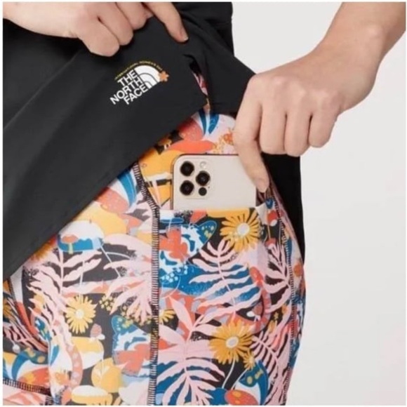 The North Face Black Arque dress SZ:M - Picture 5 of 9